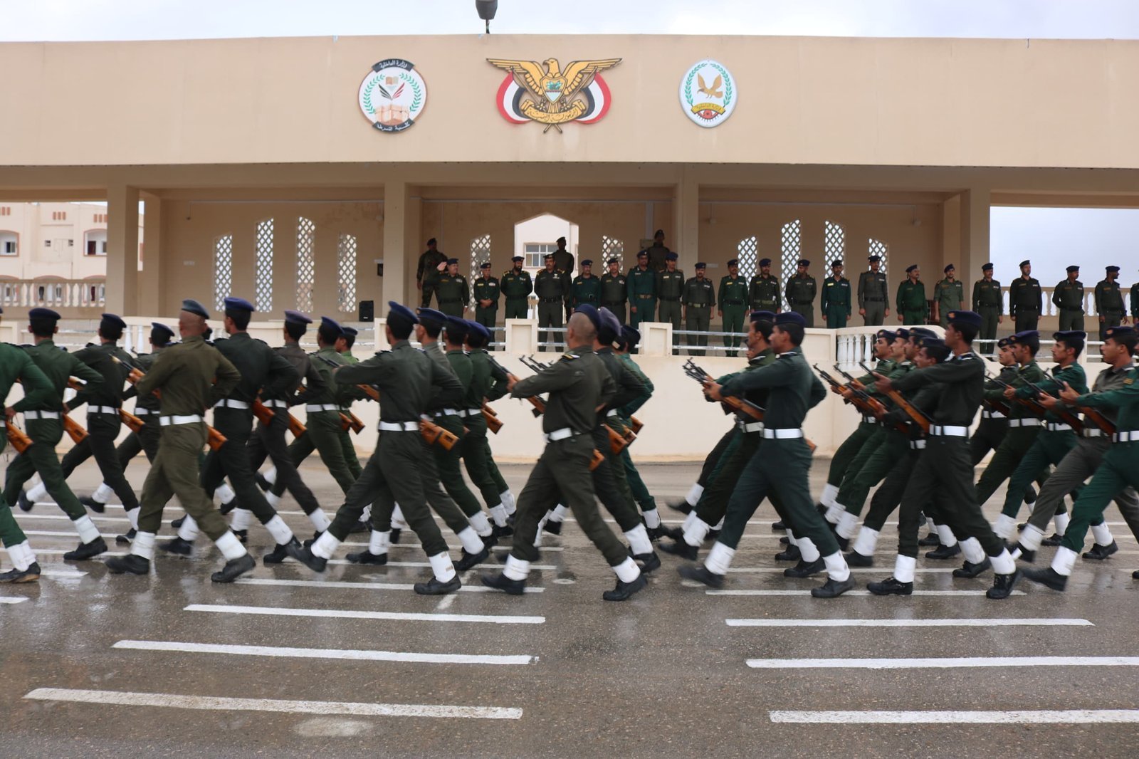 العميد التميمي: كلية الشرطة بحضرموت تعتمد أعلى المعايير الحديثة لتخريج كوادر أمنية مؤهلة. Image