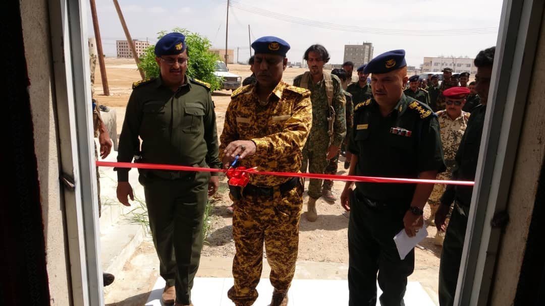 مدير عام شرطة محافظة المهرة يفتتح قاعة التدريب والتأهيل بمبنى الإدارة العامة Image