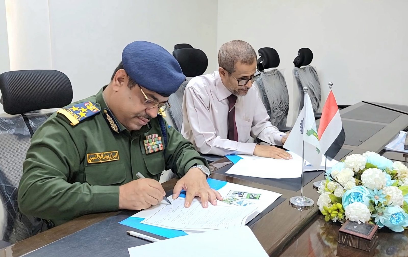 توقيع مذكرة تفاهم بين كلية الشرطة حضرموت وجامعة العلوم والتكنولوجيا Image