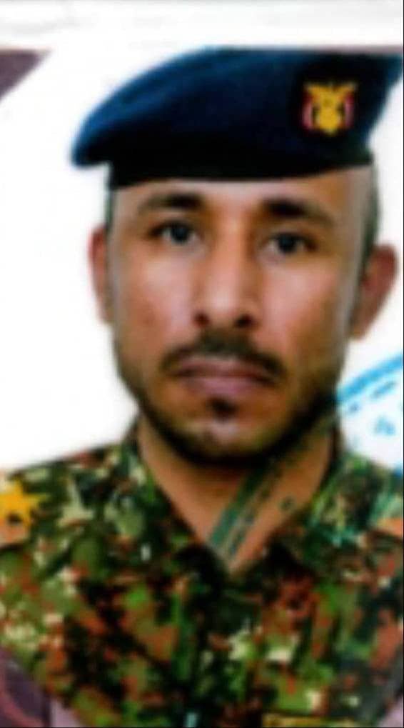 المهرة .. تشيع جثمان شهيد الواجب النقيب مراد علي المطري Image