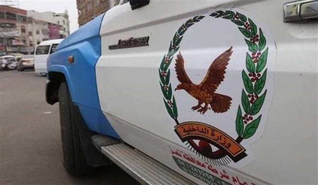 شرطة محافظة تعز توقف أفراد الطقم المتهم بالاعتداء على طاقم قناة السعيدة Image