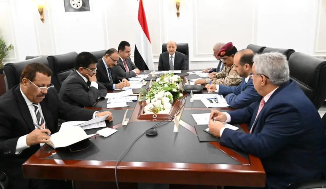 مجلس الدفاع الوطني يعقد اجتماعا طارئا برئاسة رئيس مجلس القيادة الرئاسي Image