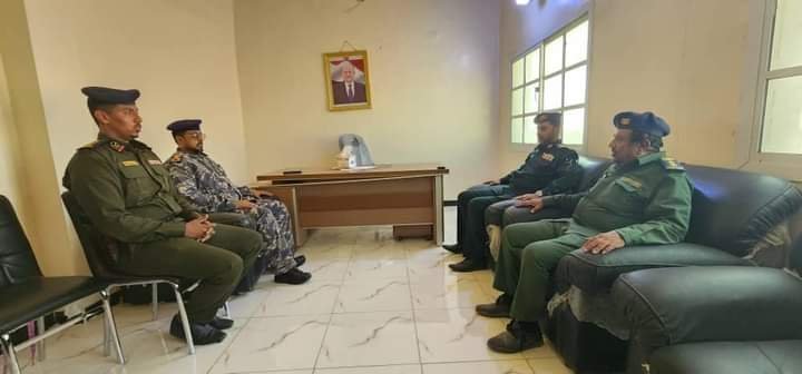 نائب مدير عام الأمن والشرطة بالمهرة يستقبل مدير عام مكافحة المخدرات بالجمهورية Image