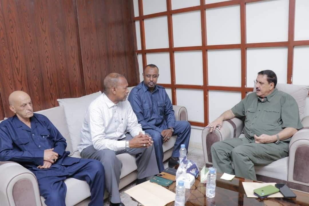 مدير عام شرطة عدن يلتقي السفير الصومالي لدى بلادنا Image