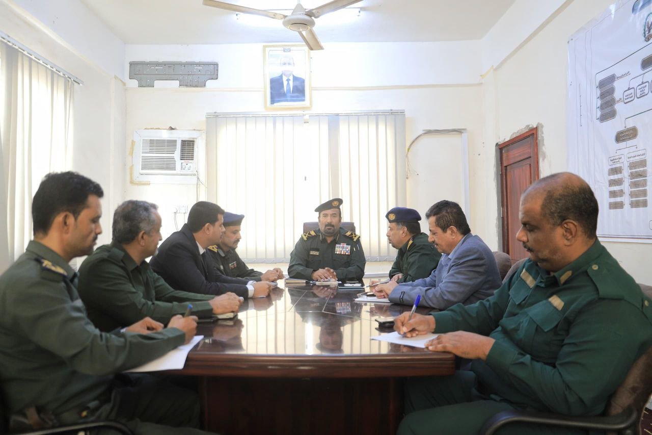 وكيل وزارة الداخلية يترأس اجتماعا لقطاع الموارد البشرية والمالية Image