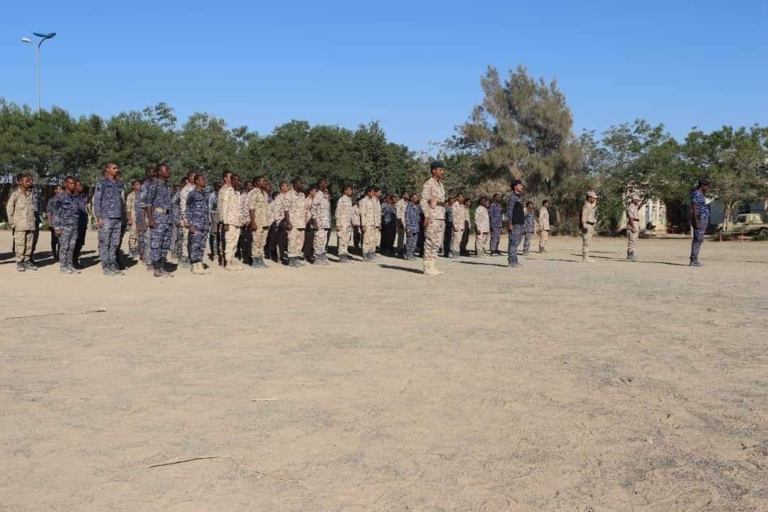 شرطة الدوريات وامن الطرق بمأرب تدشن العام التدريبي والقتالي 2024م Image