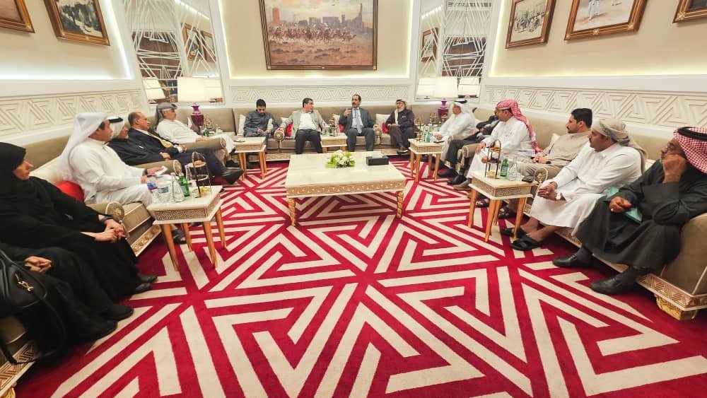 وزير الداخلية يلتقي بممثلين عن الجالية اليمنية في قطر Image