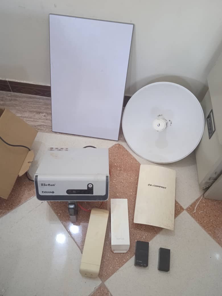 شرطة مديرية سيئون تلقي القبض على متهم يقوم بسرقة أجهزة أبراج شبكات الانترنت المحلية وضبط آخرين في قضايا مسروقات متنوعة Image