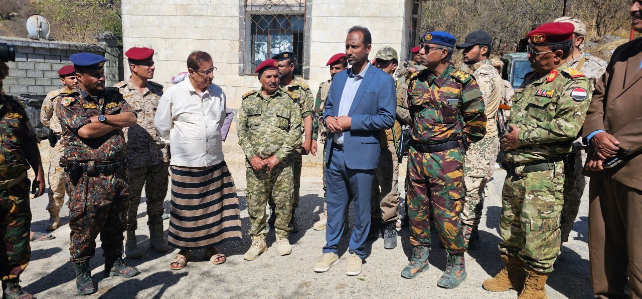 وكيل محافظة المهرة يطلع على سير العمل في جمرك صرفيت Image