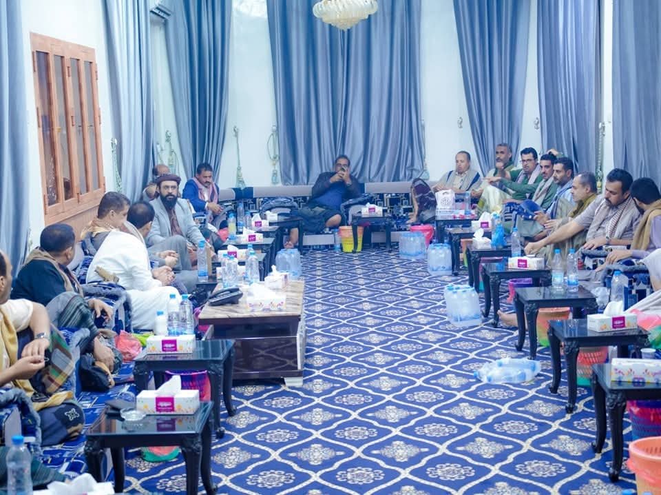 محافظ شبوة يترأس أمسية رمضانية للقيادات العسكرية والأمنية بالمحافظة Image