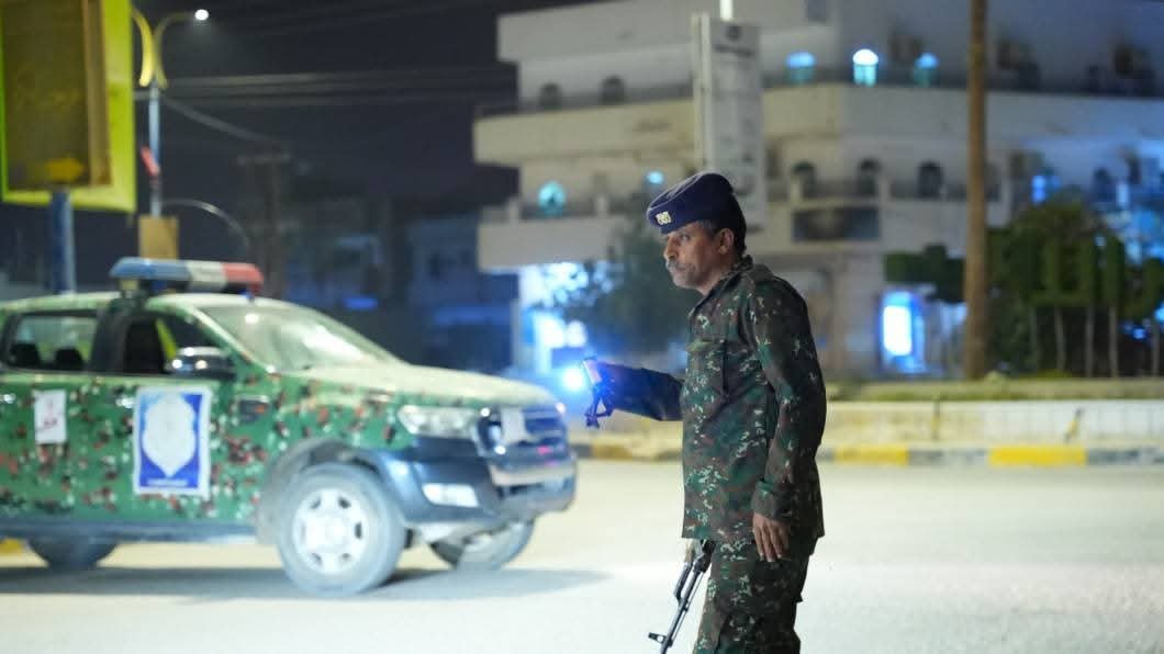 ضبط 3 أشخاص بحوزتهم مواد مخدرة وأدوات شعوذة في خور مكسر Image