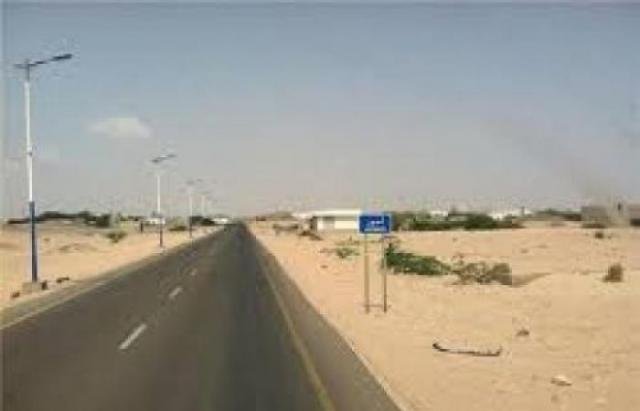 استشهاد مواطن وإصابة أخر بانفجار عبوة ناسفة بأبين Image