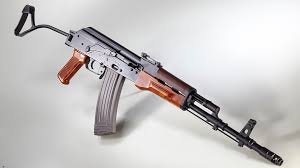 وفاة طفل واصابة آخران بحوادث عبث بالسلاح Image