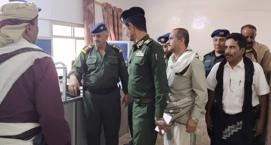 الفاطمي وكيل محافظ شبوة  يدشّن نظام السجل المدني الإلكتروني بإدارة الأحوال المدنية بمديرية بيحان  Image