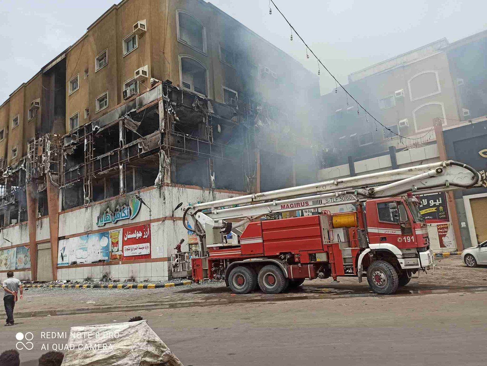 اندلاع حريقين في العاصمة المؤقتة عدن دون وقوع خسائر بشرية Image