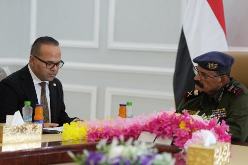 وكيل قطاع الأمن والشرطة يلتقي رئيس مكتب المفوضية السامية لشؤون اللاجئين بعدن Image