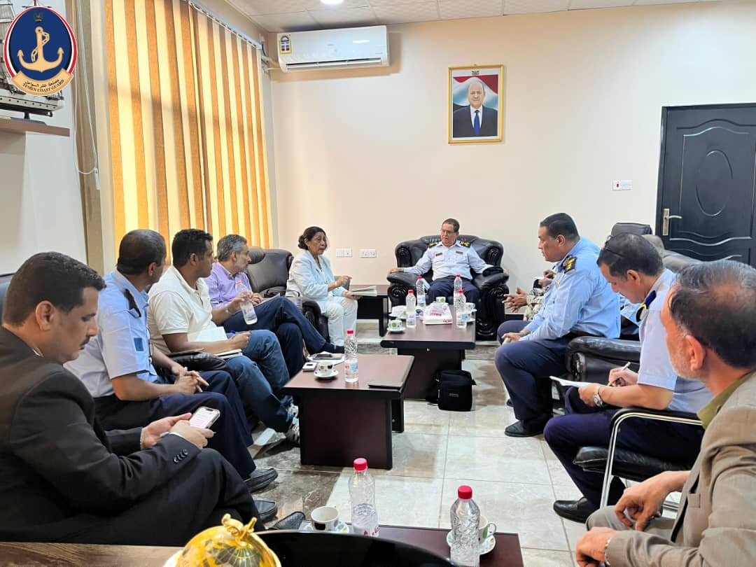 خفر السواحل يبحث مع خبيرة اممية جهود مكافحة التهريب وتعزيز الأمن البحري Image
