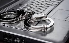 شرطة خور مكسر تضبط متهما بجريمة الابتزاز الالكتروني Image