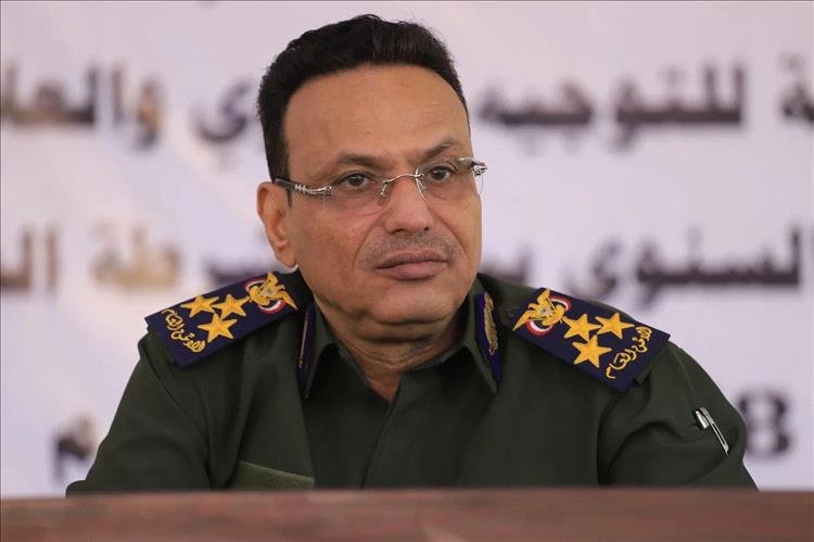 العميد باعش يشيد بجهود الأجهزة الأمنية في تعز وضبط المتهمين في قضية اغتيال الشهيدة افتهان المشهري Image