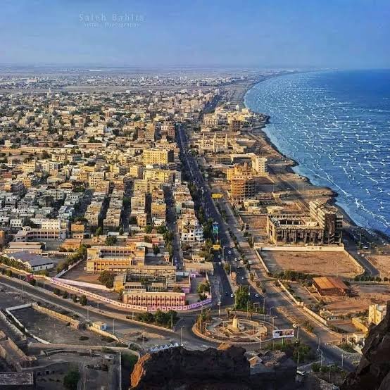 ضبط 3 متهمين متلبسين بحيازة حبوب مخدرة بخور مكسر  Image