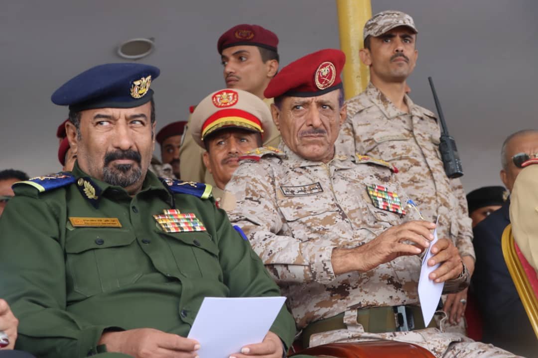 وكيل وزارة الداخلية اللواء عاطف يشارك في حفل تخرج الدفعة 52 واستقبال الدفعة 53 من طلاب الكلية الحربية في عدن Image