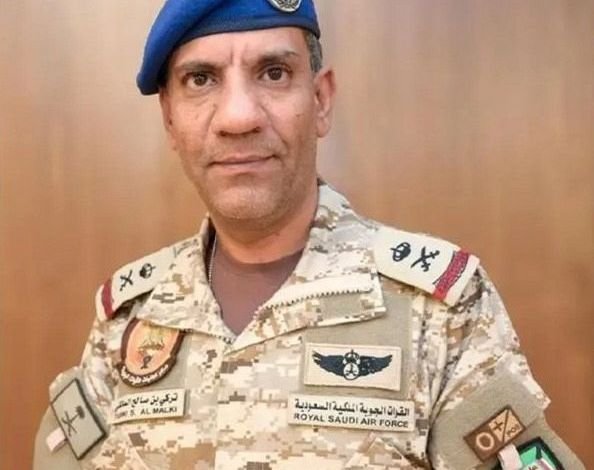 تحالف دعم الشرعية: تنفيذ ضربة جوية "محدودة" استهدفت دعم عسكري خارجي بميناء المكلا الرياض Image