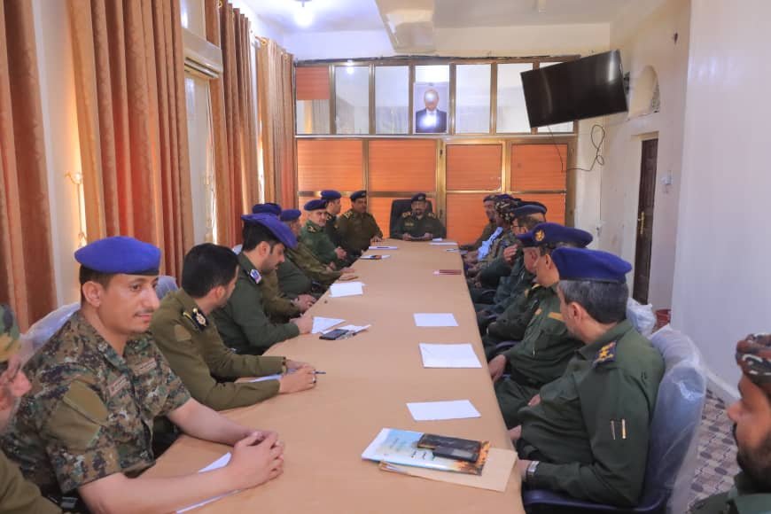 اجتماع أمني موسع بمحافظة مأرب يناقش المستجدات الأمنية Image