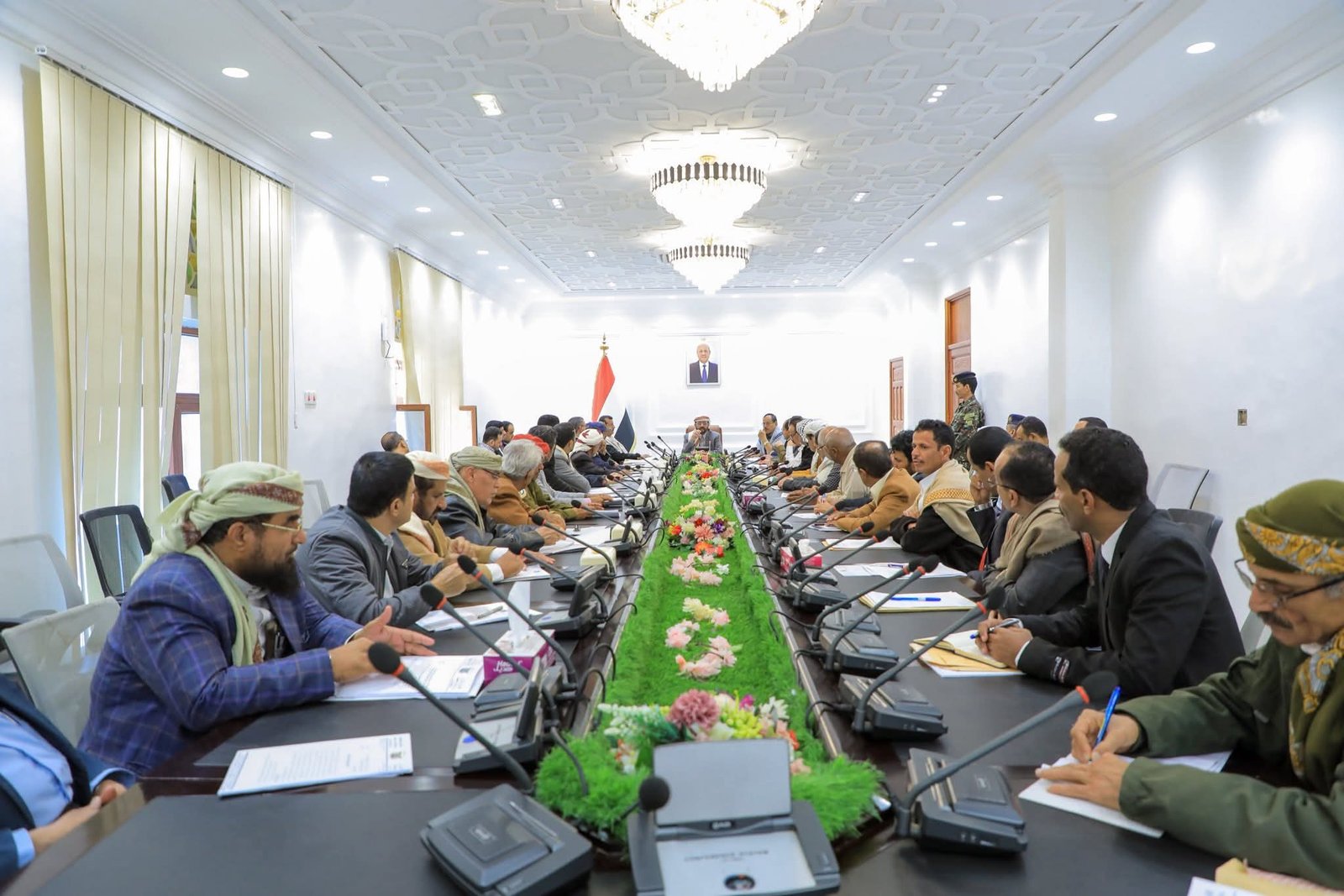 عضو مجلس القيادة اللواء العرادة يترأس اجتماعاً للمكتب التنفيذي لمحافظة مأرب Image