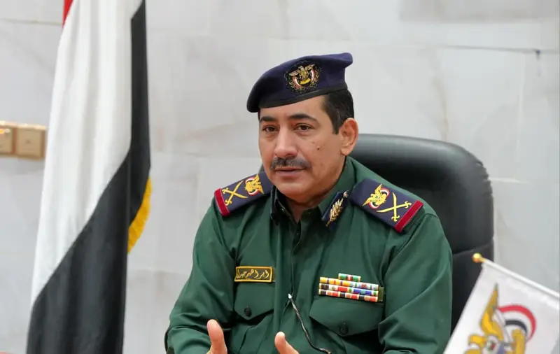 وزير الداخلية يعزي نائب مدير عام وثائق السفر بمصلحة الهجرة والجوازات بوفاة والدته Image