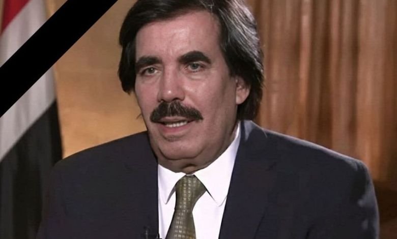 وزير الداخلية يعزي بوفاة المناضل علي سالم البيض Image