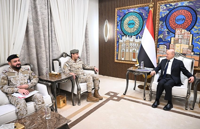الرئيس العليمي يستقبل قائد القوات المشتركة ويؤكد على شراكة استراتيجية واعدة مع المملكة Image