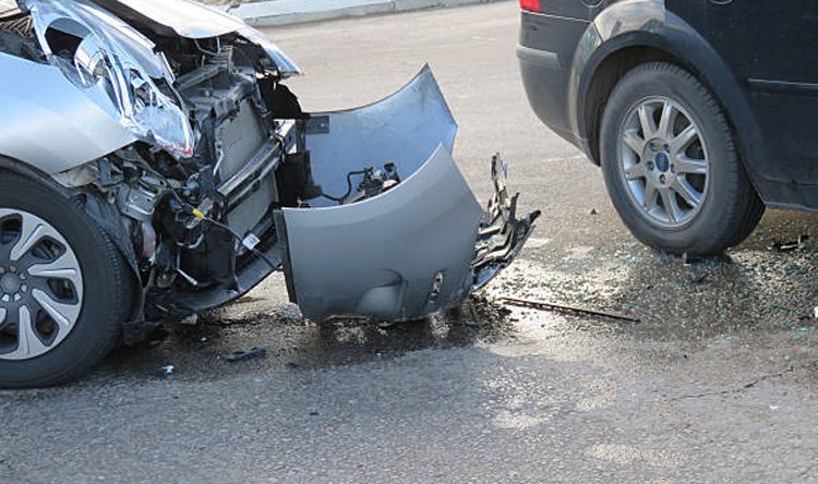 وفاة 12 شخصا واصابة 9 آخرين بحوادث مرورية  Image