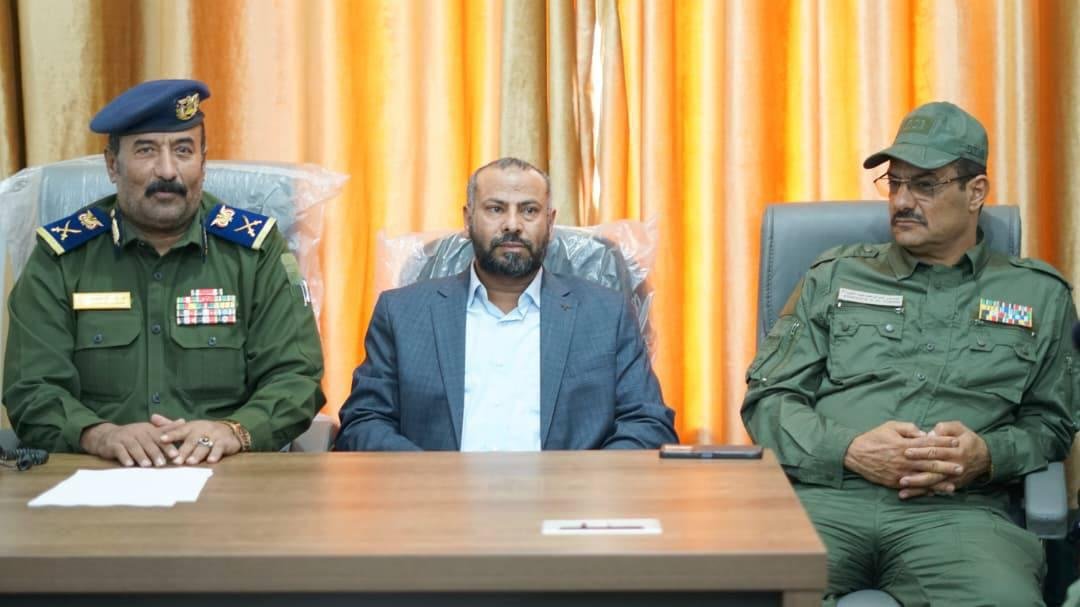 محافظ الضالع ووكيل وزارة الداخلية يتفقدان سير العمل الأمني في محافظة الضالع Image