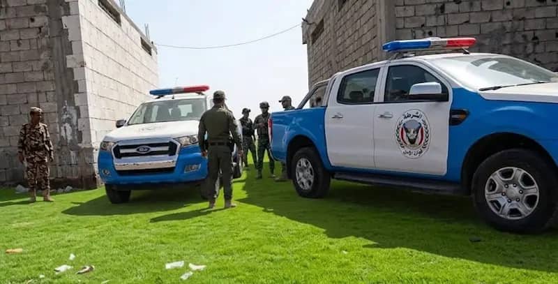 أجهزة الشرطة بمحافظة الضالع تحتجز 8 أشخاص مشتبهًا بهم في قضية وفاة غامضة Image