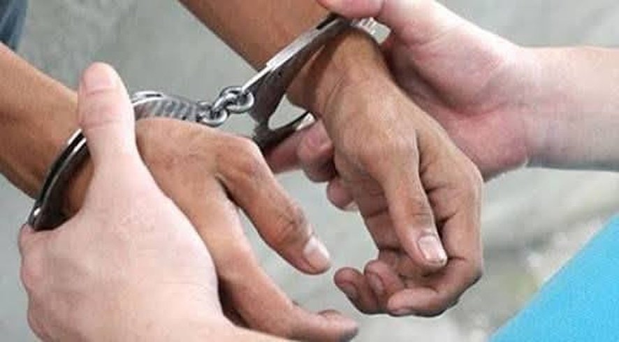 شرطة شبوة تضبط متهمًا بجريمة الاعتداء على المال العام Image