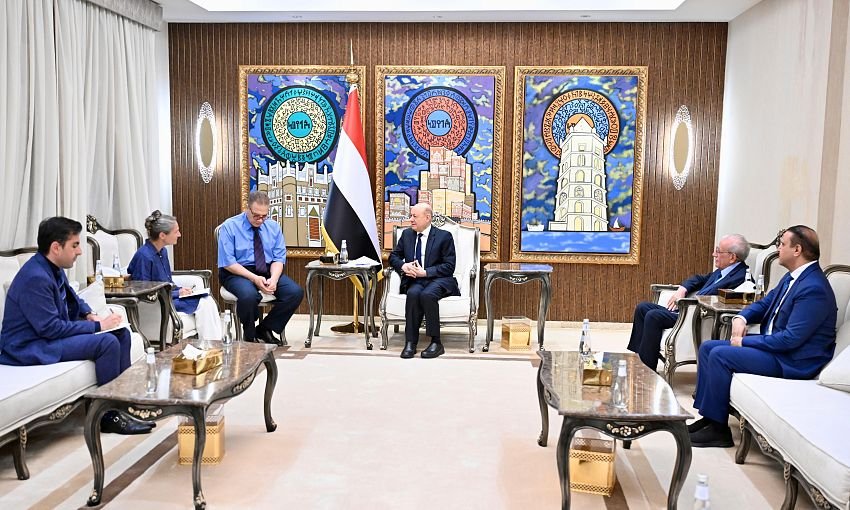 رئيس مجلس القيادة يعرب عن تطلعه الى دور أوروبي فاعل لدعم برنامج التعافي وردع سلوك المليشيات    Image