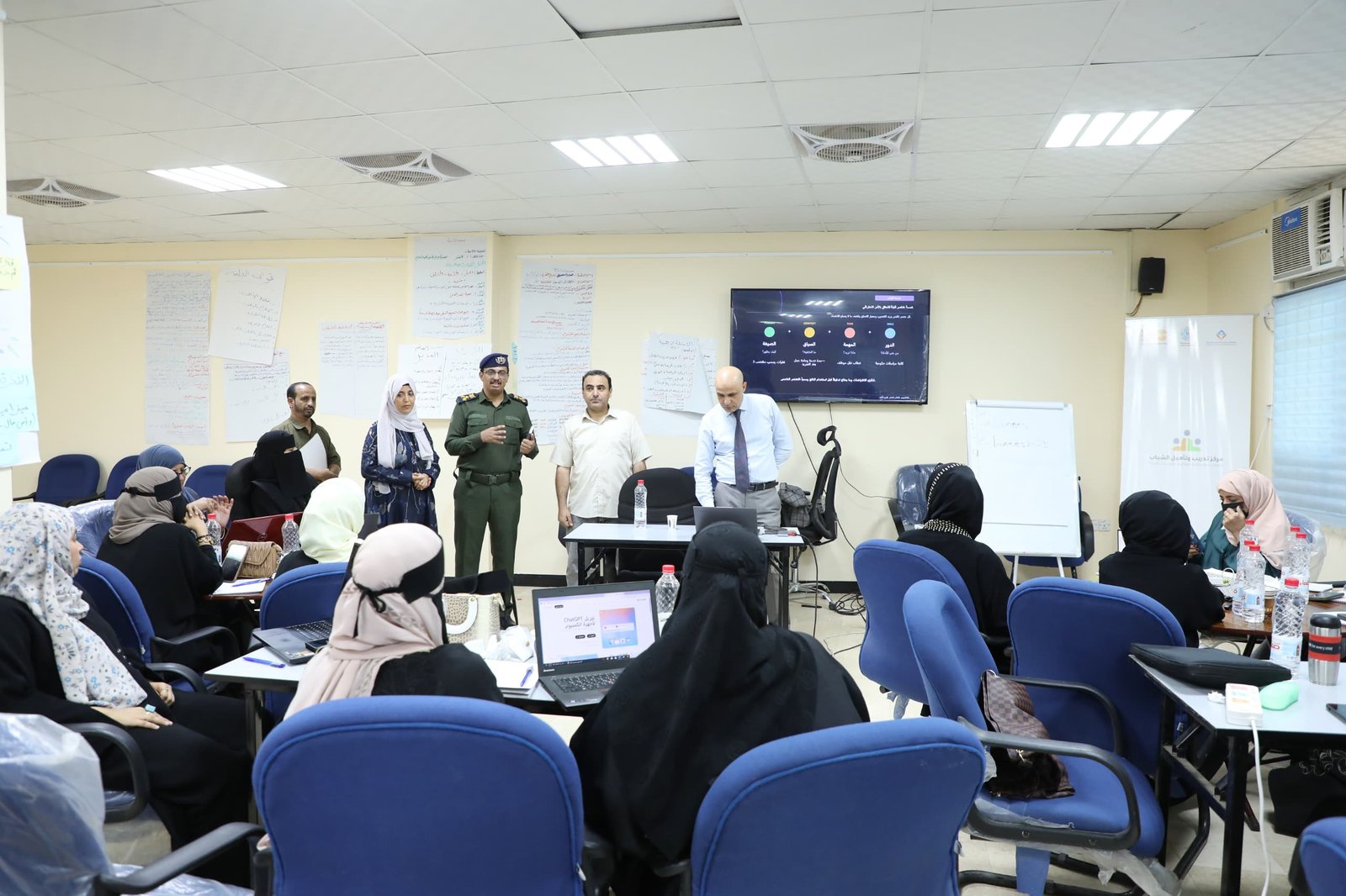 بحث أوجه التعاون بين قطاع الشباب بوزارة الشباب والرياضة والإدارة العامة للتوجيه المعنوي والعلاقات العامة بوزارة الداخلية Image