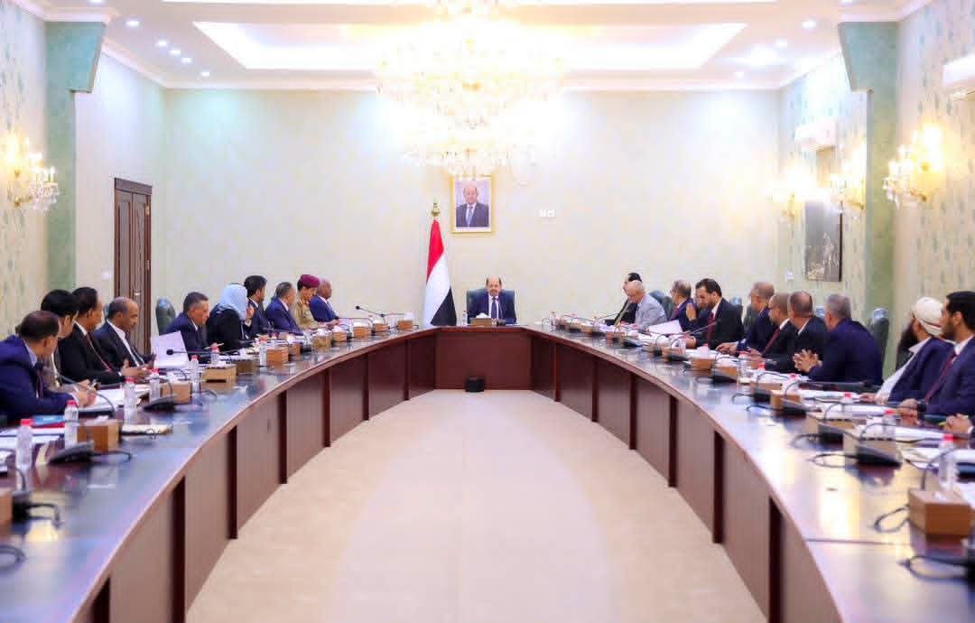 مجلس الوزراء يناقش مستجدات الأوضاع والتطورات المرتبطة بتصعيد مليشيا الحوثي والانتهاكات الإيرانية للسيادة اليمنية Image
