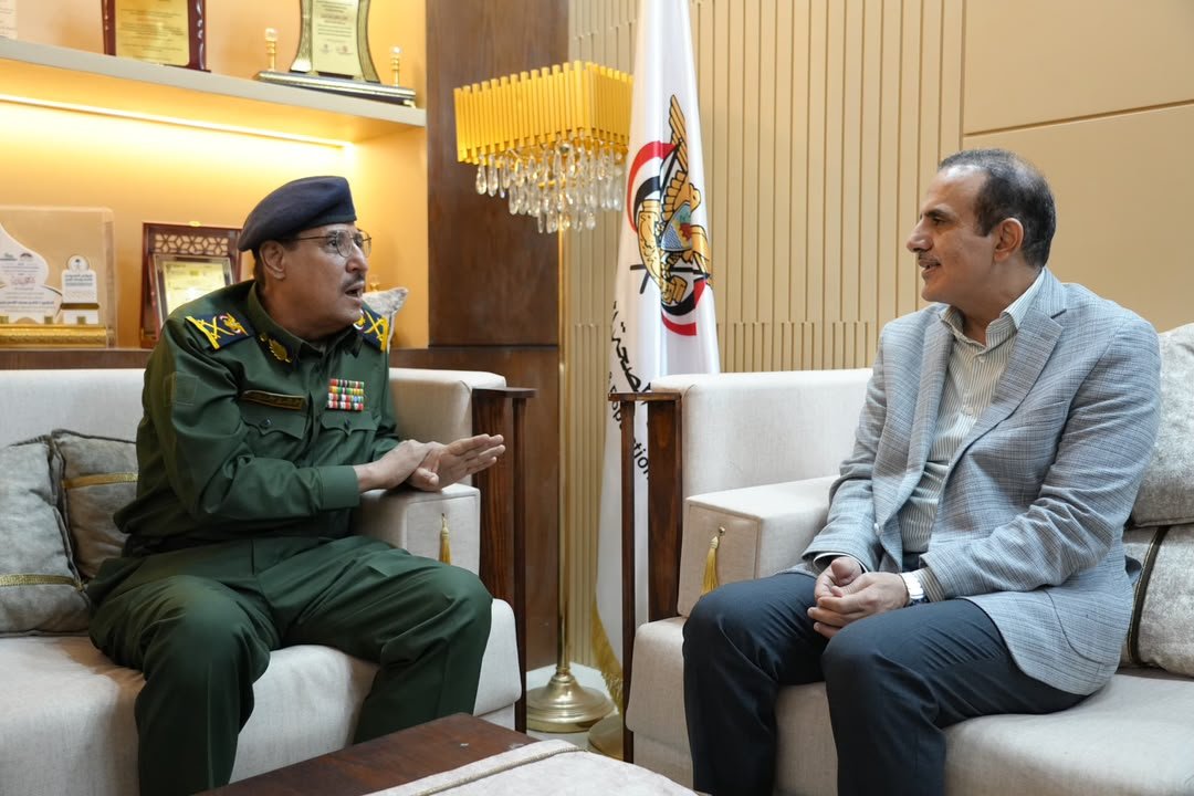 وزير الصحة يناقش مع رئيس مصلحة التأهيل والإصلاح تعزيز الخدمات الصحية للنزلاء ويوجه بتوفير الأدوية المتاحة Image