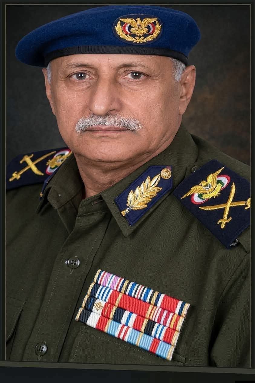 وزير الداخلية ينعي وفاة رئيس مصلحة التأهيل والإصلاح السابق اللواء صالح علي عبدالحبيب Image