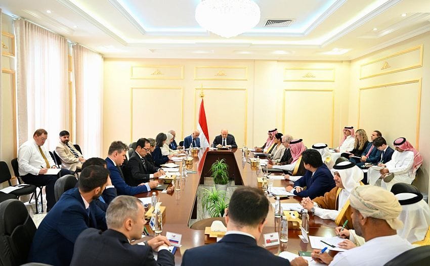 الرئيس العليمي : مرحلة الاعتداء بلا كلفة انتهت وعلى المجتمع الدولي دعم الحكومة لإنهاء التهديد Image