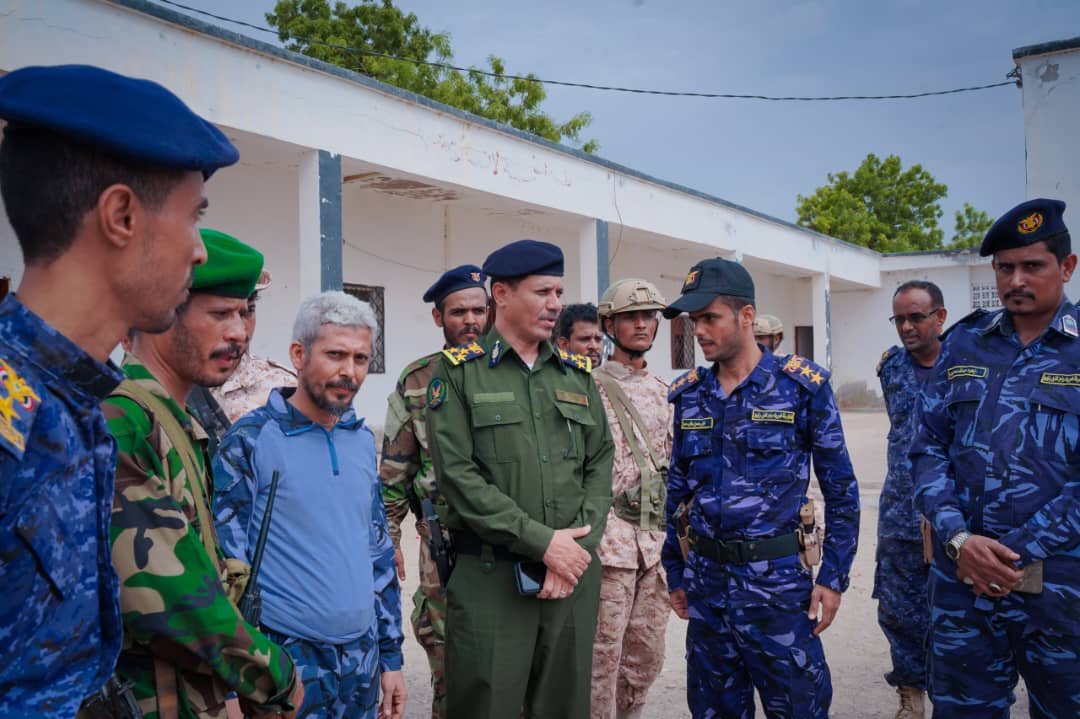 مدير أمن أبين يتفقد عدداً من المرافق الأمنية والحيوية ويوجه برفع الجاهزية Image