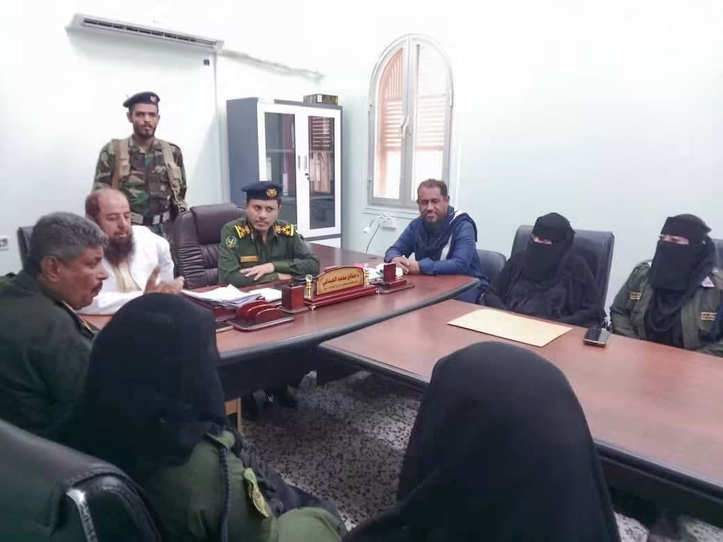 مدير أمن أبين يتفقد منتسبات الأمن النسائي في مستشفى الرازي Image